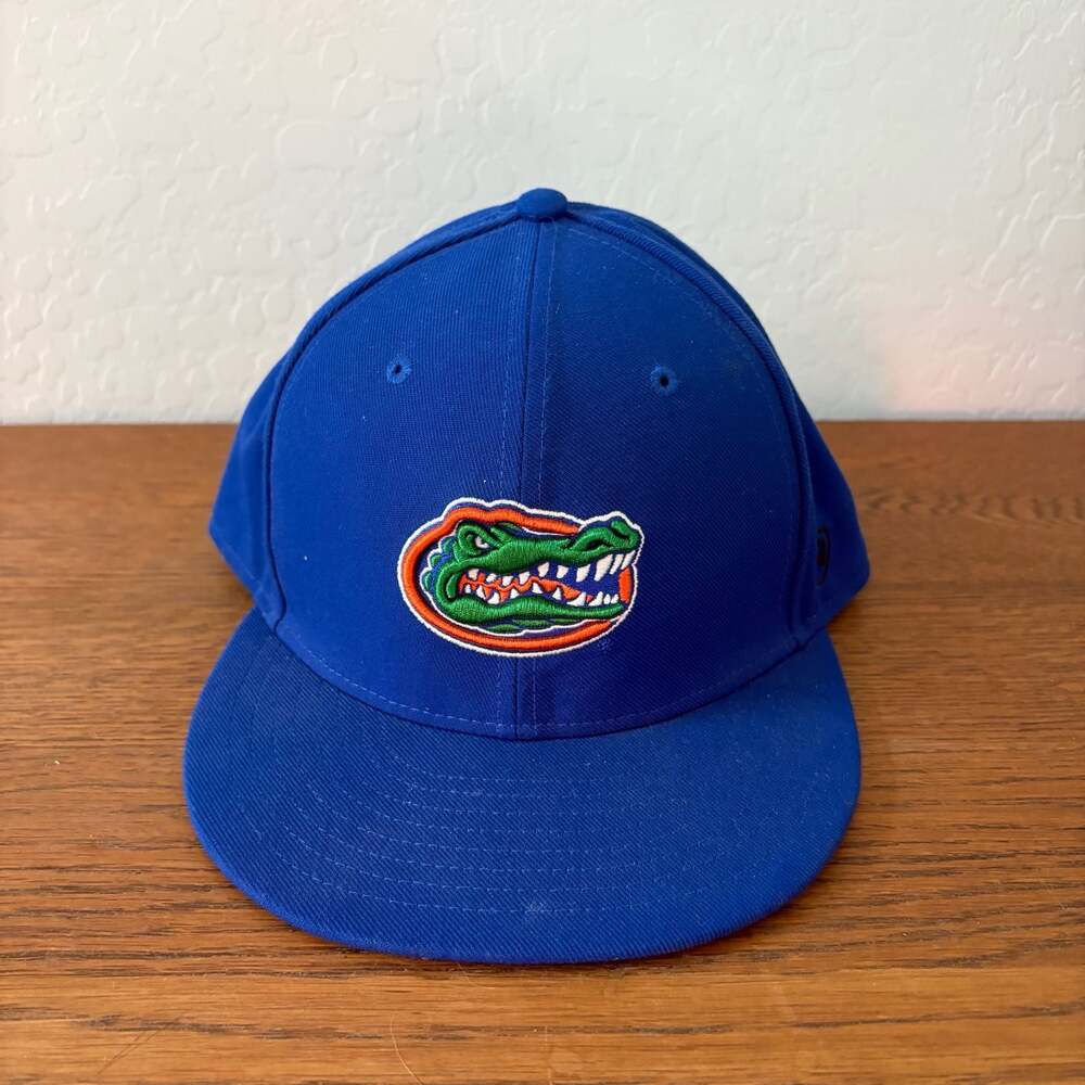 Y2K Top of the World Florida Gators Fitted Hat Size 7 3/8